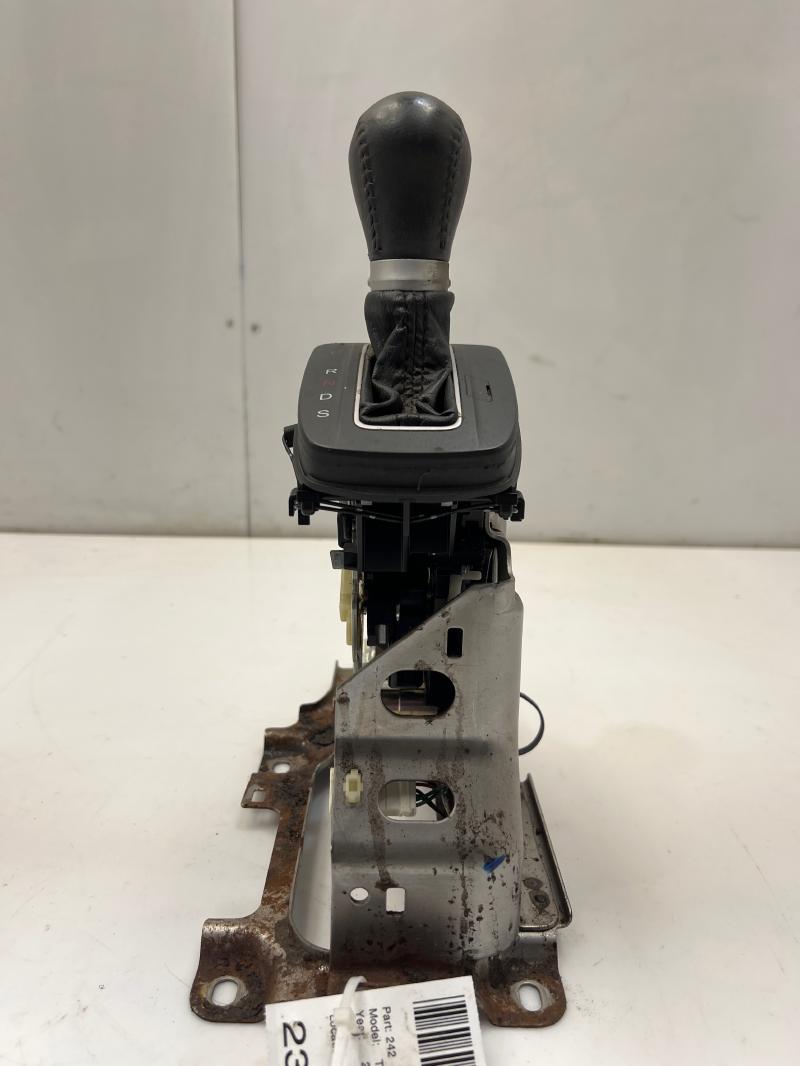 2009 - 2014 Acura TSX Automatic Gear Shifter Assembly OEM 54200-TL0-G82