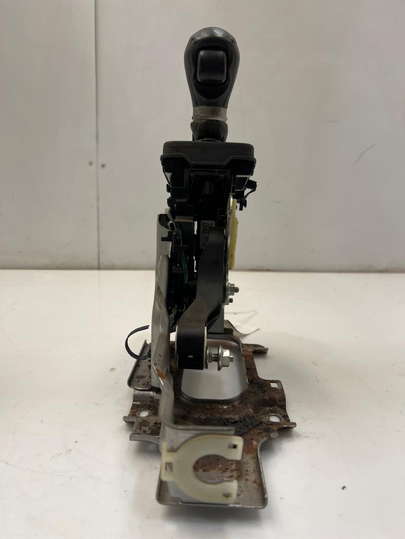 2009 - 2014 Acura TSX Automatic Gear Shifter Assembly OEM 54200-TL0-G82