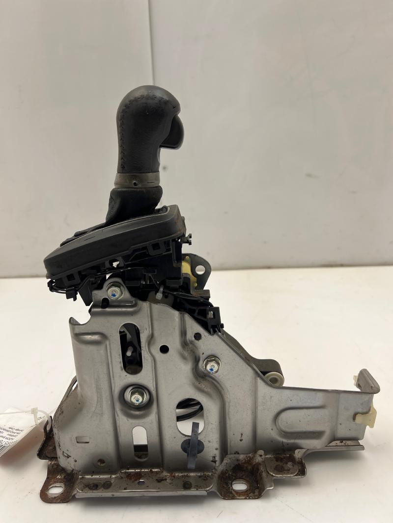 2009 - 2014 Acura TSX Automatic Gear Shifter Assembly OEM 54200-TL0-G82