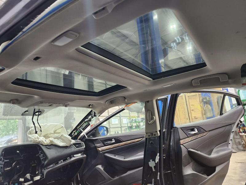 2018 Nissan Maxima Roof Glass (Glass Only)