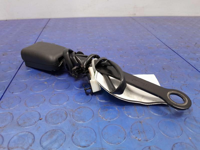 2020 Nissan Kicks Front Seat Belt Buckle Left Driver Side Black OEM 868435RL0A