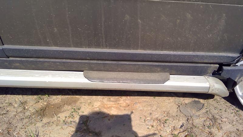 2003 - 2012 Volvo XC90 Front Door Molding Lower RH Passenger Side Black OEM 30698452