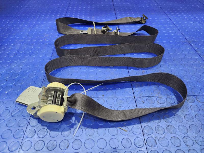 2017 Chevrolet Silverado 2500 Rear Seat Belt