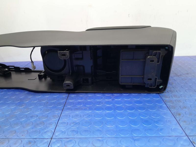 2023 Acura Integra Front Console