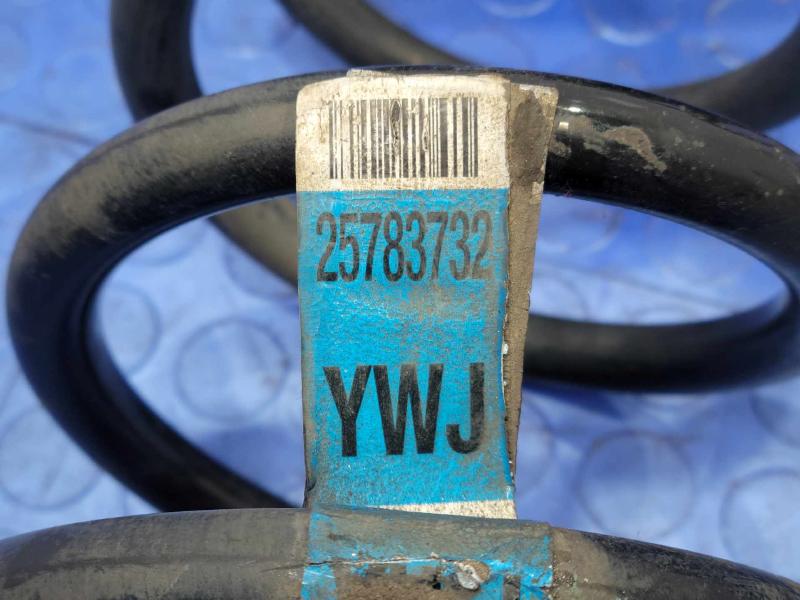 2013 Cadillac Escalade Coil/Air Spring