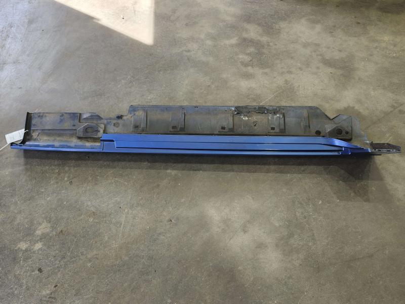 2005 Chrysler Crossfire Rocker Moulding