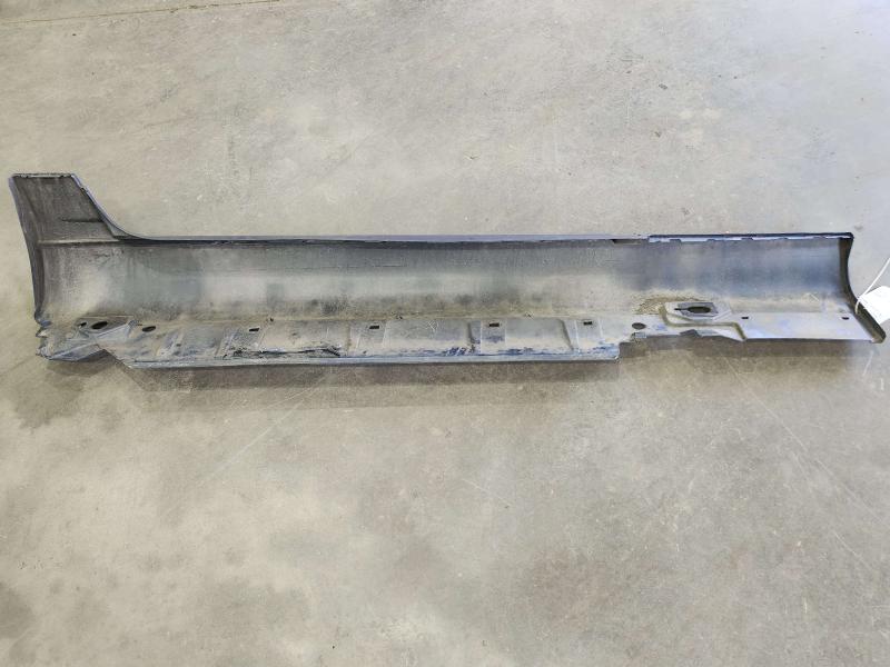2005 Chrysler Crossfire Rocker Moulding