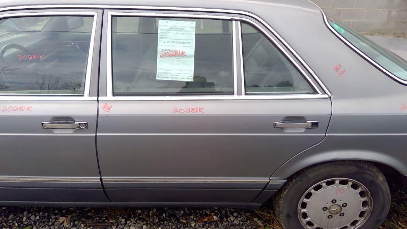 1990 Mercedes 420SEL Rear Door
