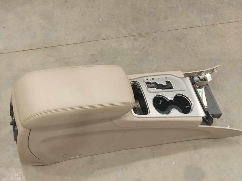 2012-2013 Jeep Grand Cherokee Center Floor Console Assembly Beige Leather OEM