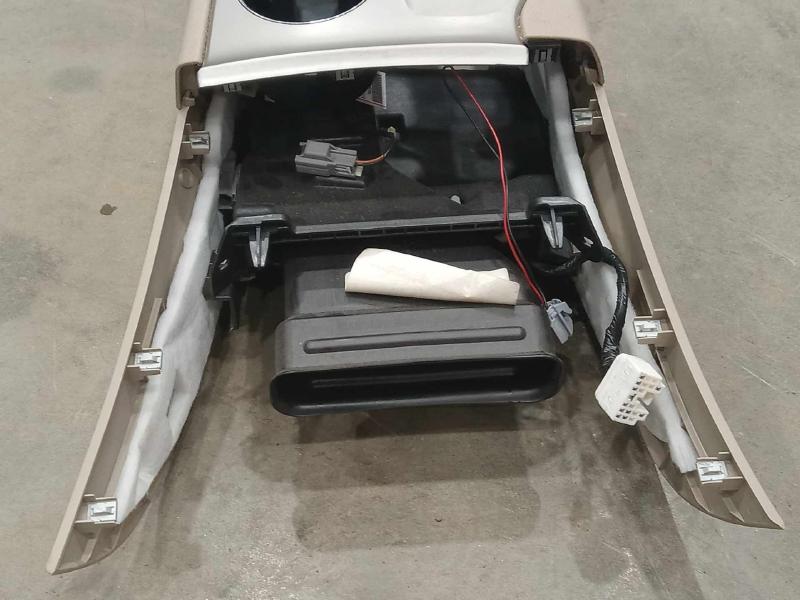 2012-2013 Jeep Grand Cherokee Center Floor Console Assembly Beige Leather OEM