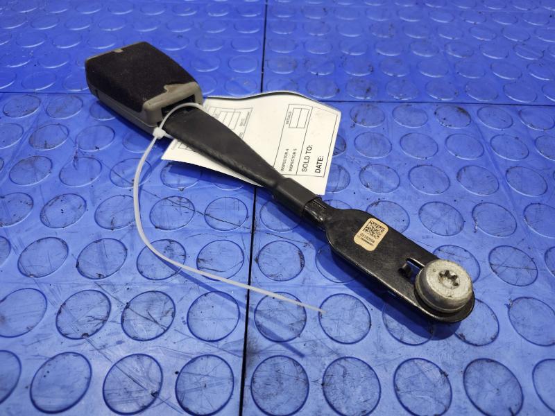 2017 Chevrolet Silverado 2500 Front Seat Belt