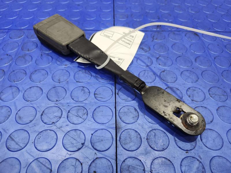 2017 Chevrolet Silverado 2500 Front Seat Belt