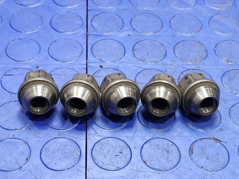2016 Ford Escape Lug Nuts
