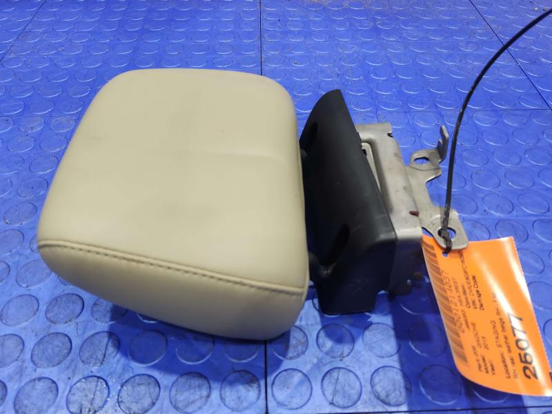 2015 Jeep Grand Cherokee Headrest