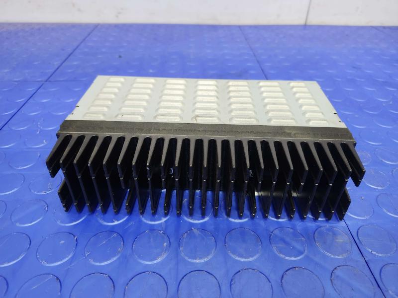 2005-2006 Lexus RX330 RX400H Pioneer Audio Amplifier Genuine OEM 861000E020