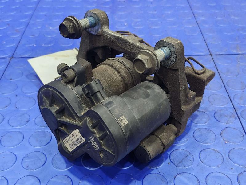 2016 Ford Edge Caliper