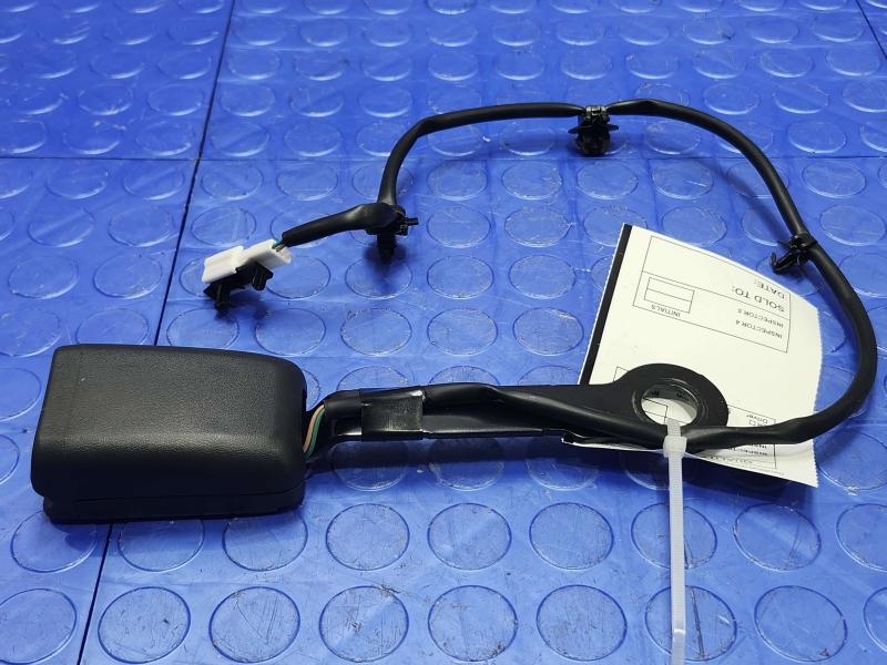 2025 Nissan Versa Front Seat Belt