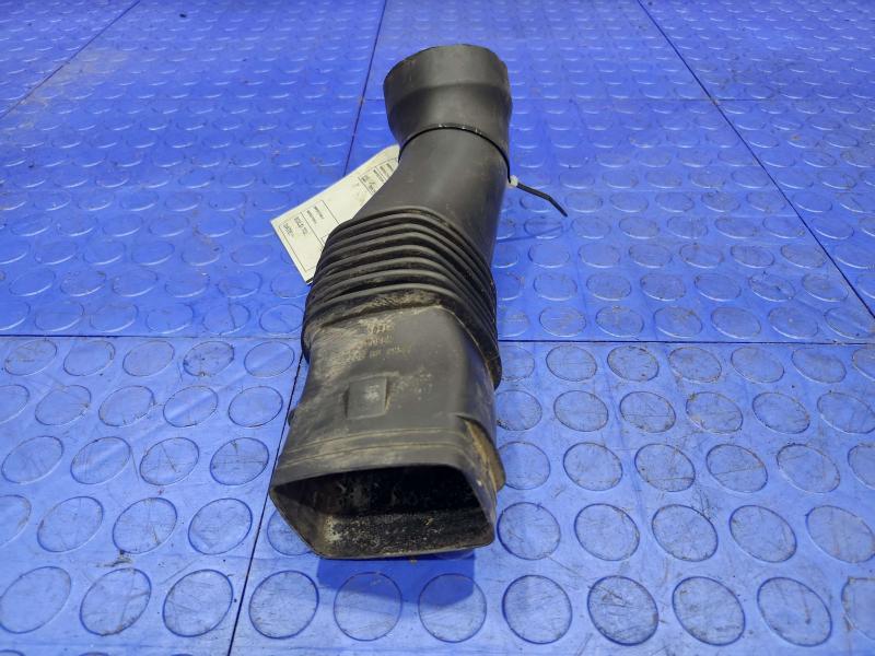 2010 Mazda Mazda3 Air Intake Tube/Resonator