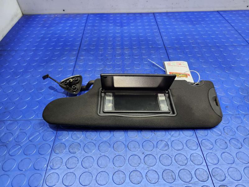 2010 Dodge Challenger Sun Visor