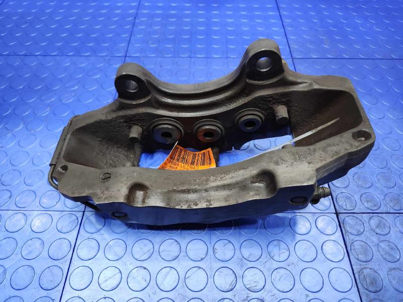 2015 Audi Q7 Caliper