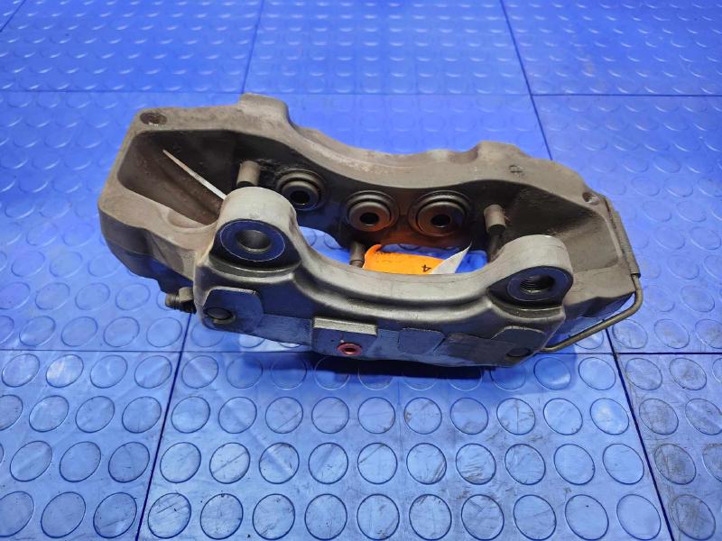 2015 Audi Q7 Caliper