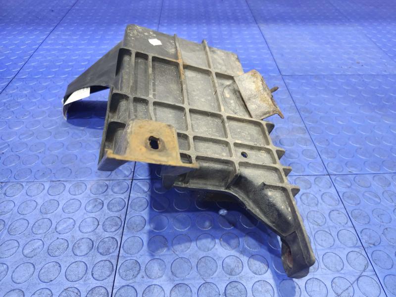 2004 Ford Explorer Battery Tray