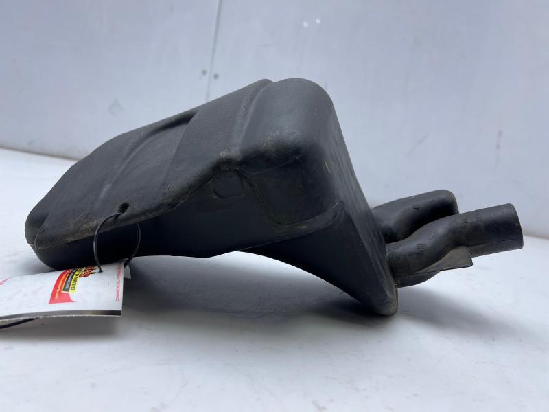 1999 Saturn Cpe Air Intake Tube/Resonator