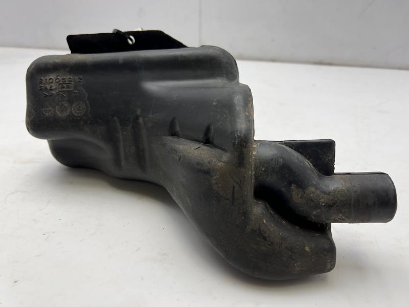1999 Saturn Cpe Air Intake Tube/Resonator