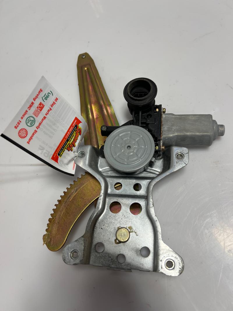 2003 Toyota Corolla Side/Rear/Cargo Regulator