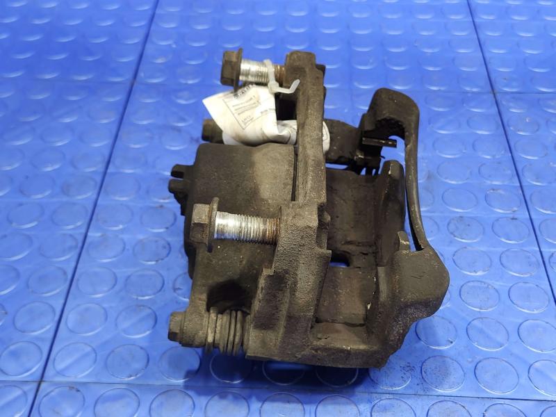 2016 Nissan Rogue Caliper