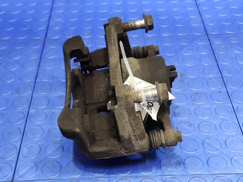 2016 Nissan Rogue Caliper