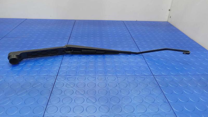 2011 Subaru Forester Wiper Arm