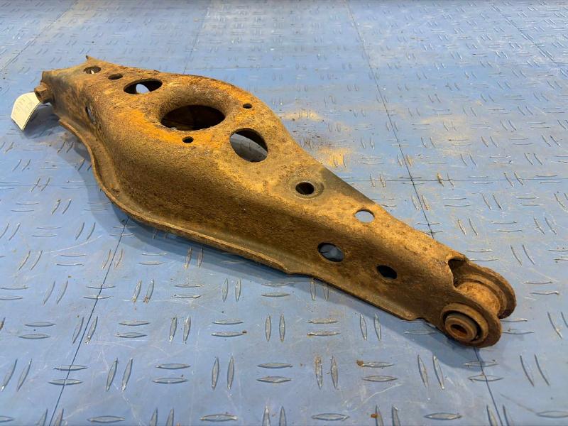 2007 Toyota RAV4 Lower Control Arm Rr