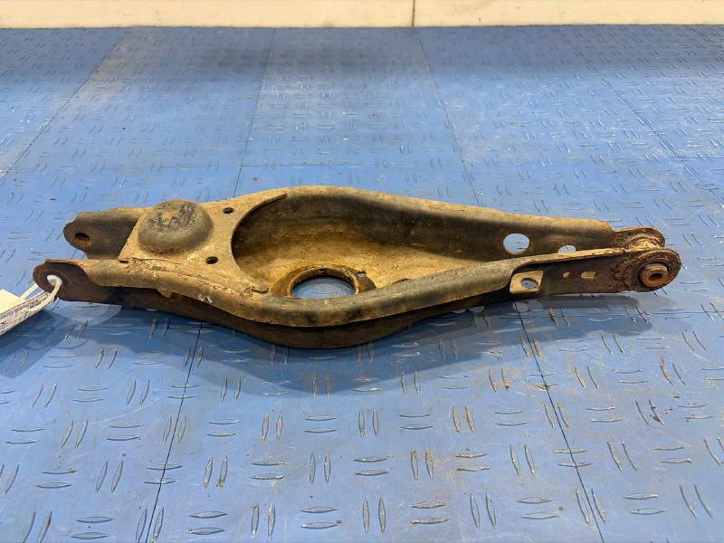 2007 Toyota RAV4 Lower Control Arm Rr