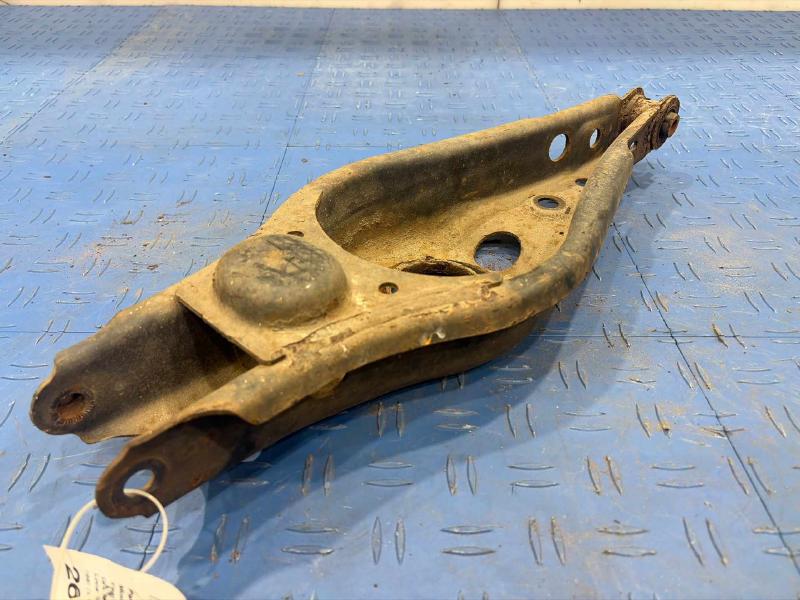 2007 Toyota RAV4 Lower Control Arm Rr