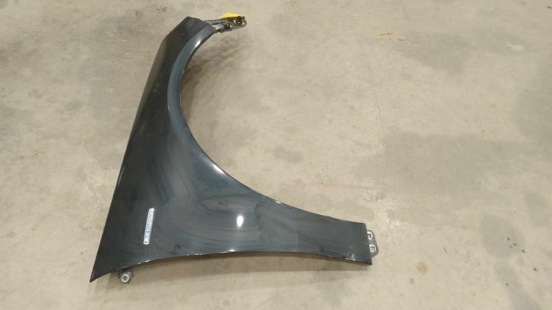 2012 Mercedes R-Class Fender