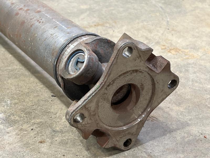 2015 Ford Transit 250 Rear Drive Shaft