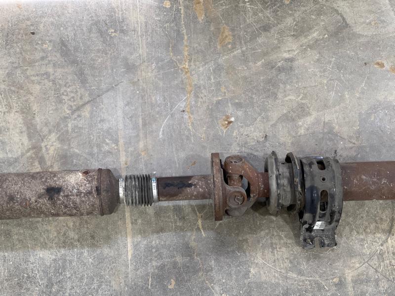 2015 Ford Transit 250 Rear Drive Shaft