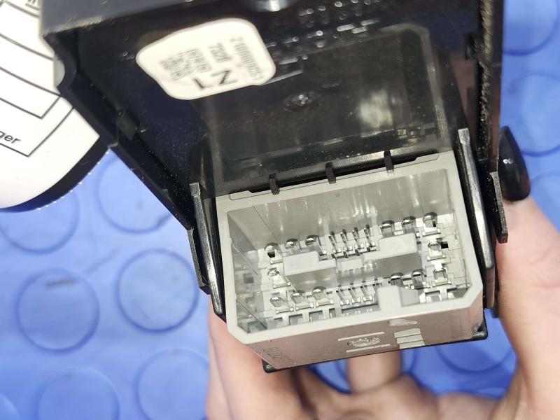 2013 Honda Civic Door Switch Front