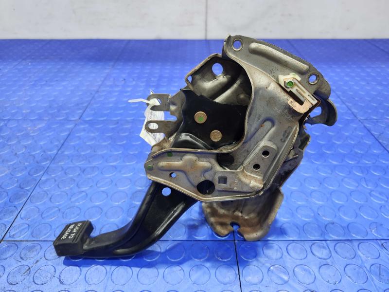 2011-2020 Jeep Grand Cherokee Parking Brake Pedal Assembly OEM 4779627AJ