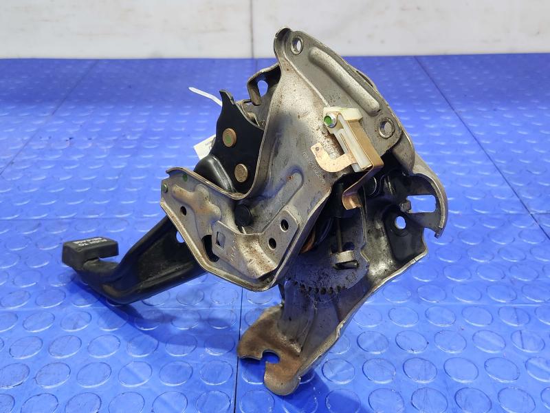 2011-2020 Jeep Grand Cherokee Parking Brake Pedal Assembly OEM 4779627AJ