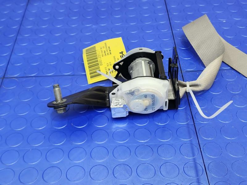 2014 Acura RLX Rear Seat Belt