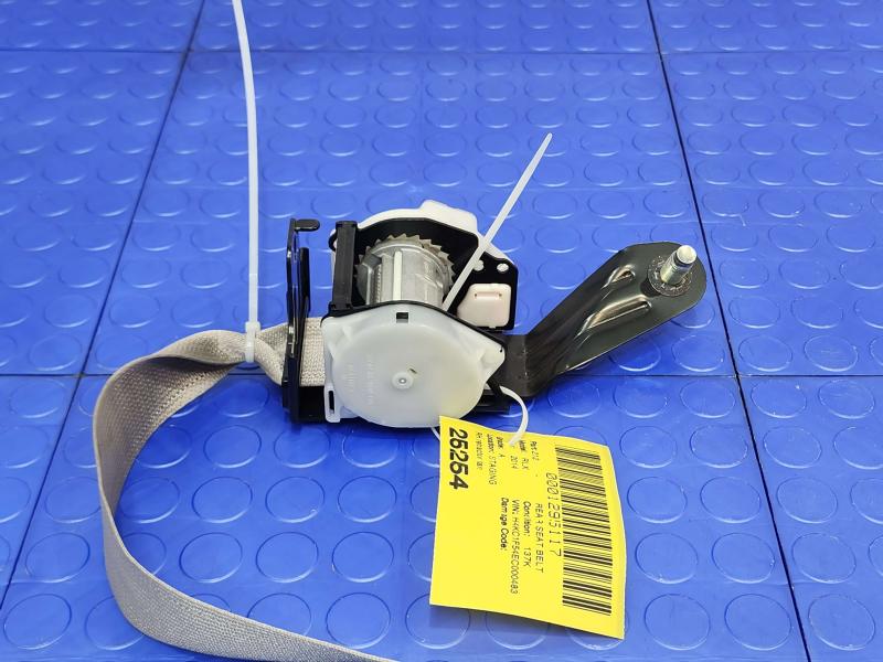 2014 Acura RLX Rear Seat Belt