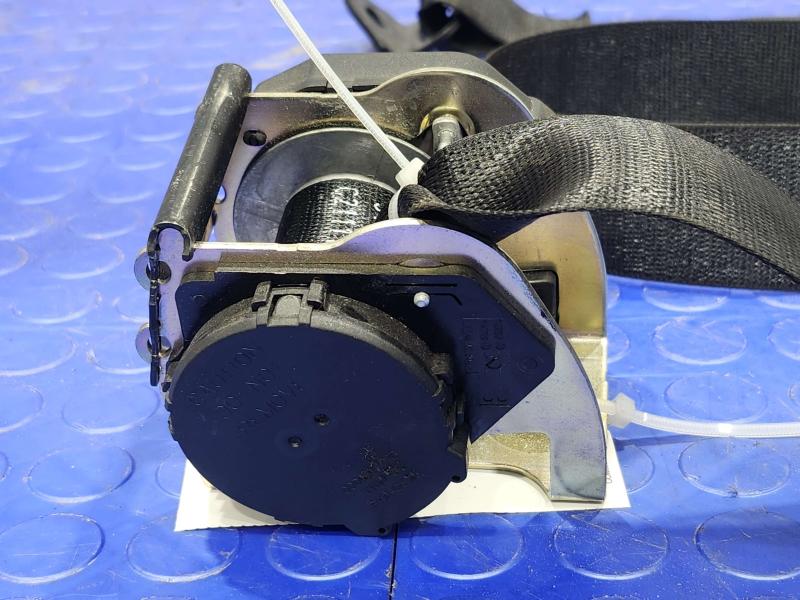 2011 Maserati Quattroporte Rear Seat Belt