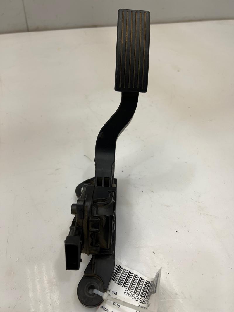 2015 - 2020 Kia Sedona Acclerator Pedal Assembly with Sensor OEM 32700A9000