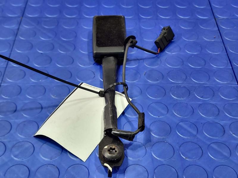 2016 Ford Focus Front Seat Belt