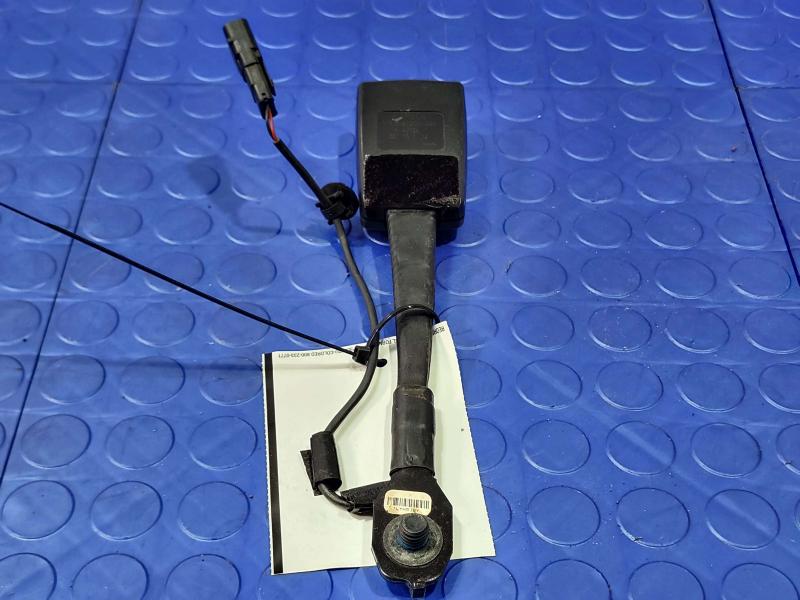 2016 Ford Focus Front Seat Belt