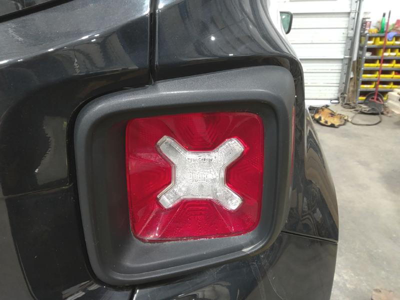 2021 Jeep Renegade Tail Light Assembly