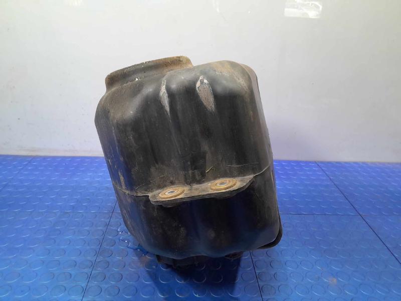 2013 Ford F-250 Super Duty Exhaust Fluid Tank