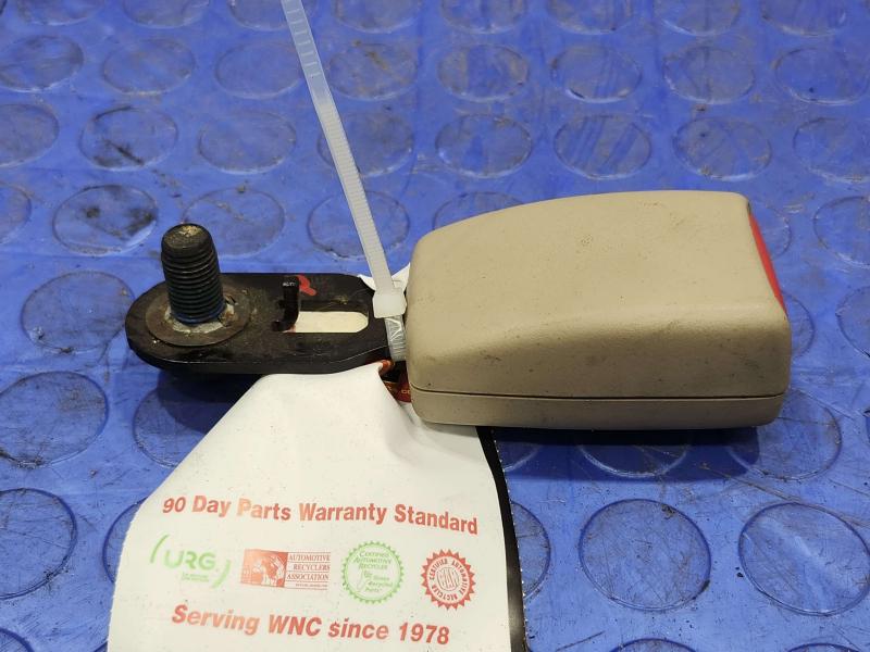 2014 Jeep Grand Cherokee Rear Seat Belt